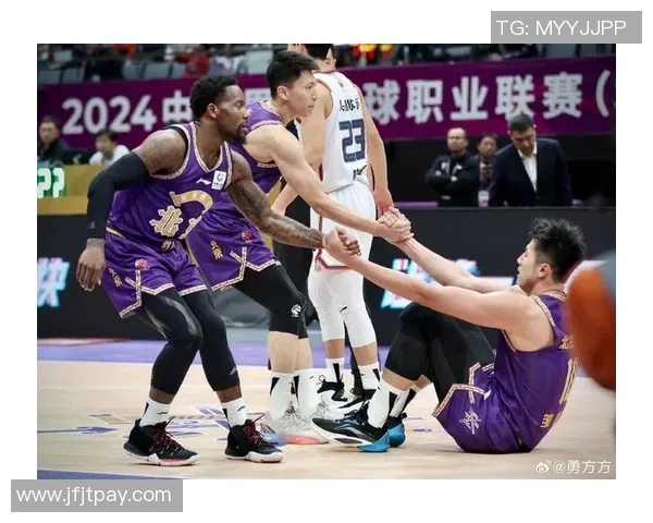 2020年12月4日CBA北控队对阵同曦队精彩赛事回顾与分析